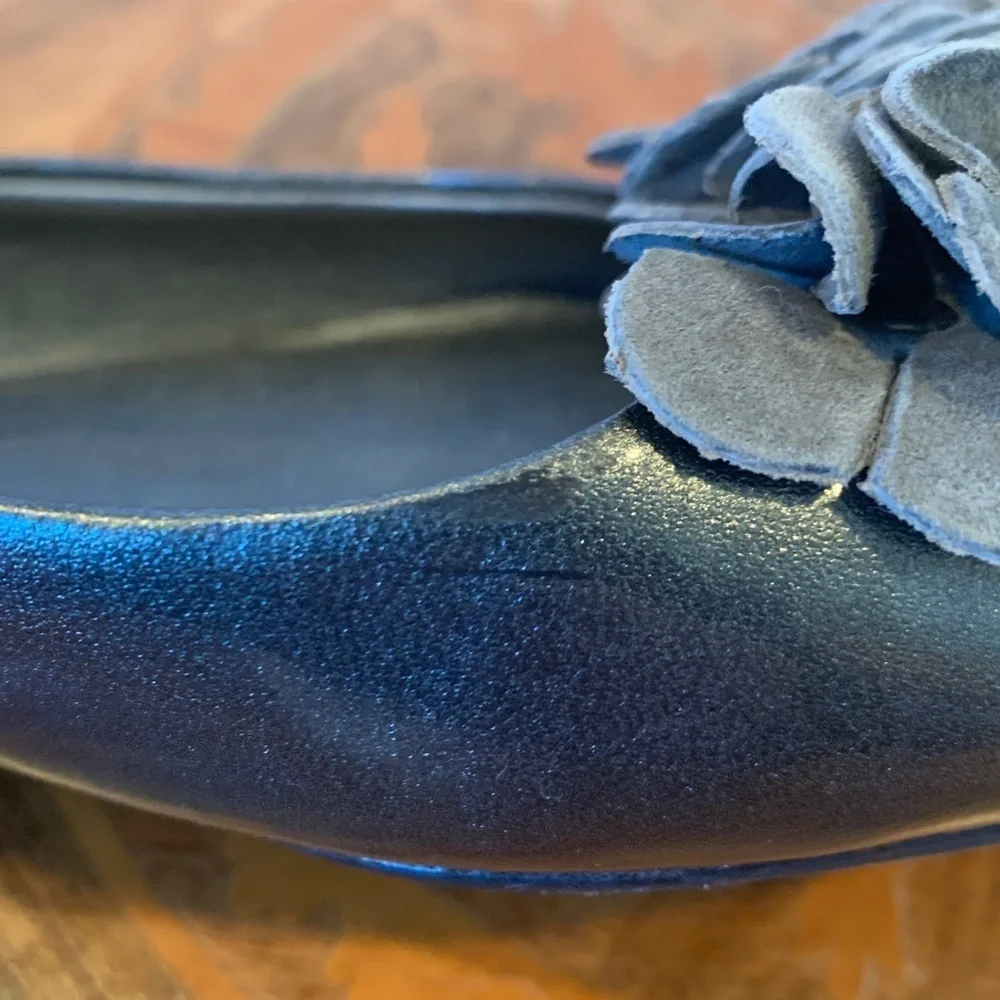 Gray Patent Leather Peep Toe Ballet Flats with Flower Accents Women’s Size 7